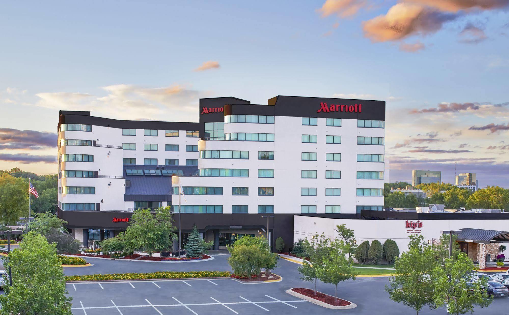 Hotel Minneapolis Marriott West